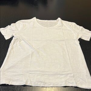 NWOT Classic White T-Shirt XL